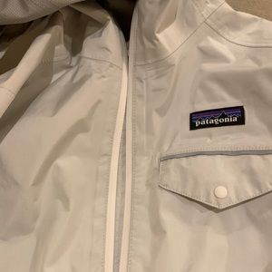 Patagonia Girls raincoat S 7-8